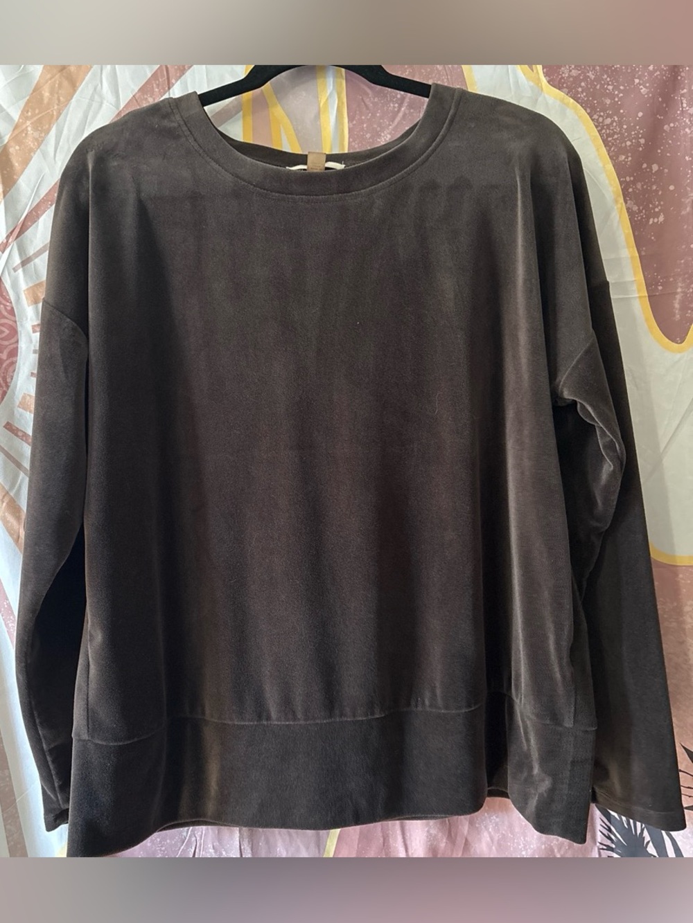 Cable & Gauge Chocolate Brown Women's velvety preppy Crewneck Sweater